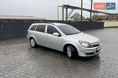 Универсал Opel Astra 2005 в 