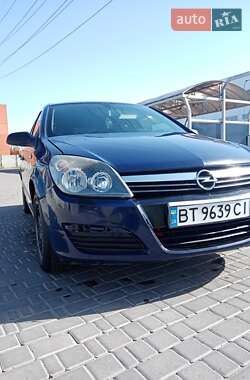 Хэтчбек Opel Astra 2006 в Херсоне