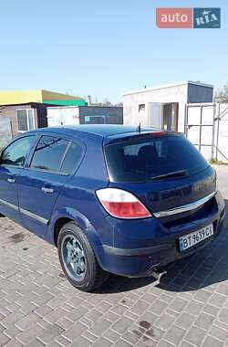 Хэтчбек Opel Astra 2006 в Херсоне