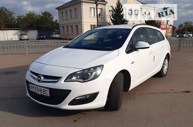 Універсал Opel Astra 2015 в Житомирі