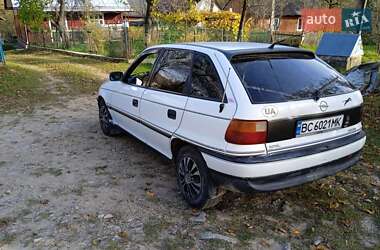 Универсал Opel Astra 1995 в Самборе