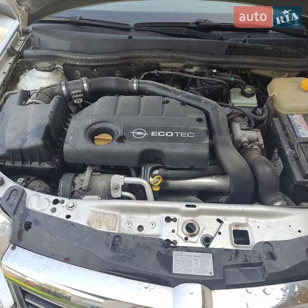 Универсал Opel Astra 2009 в Ивано-Франковске