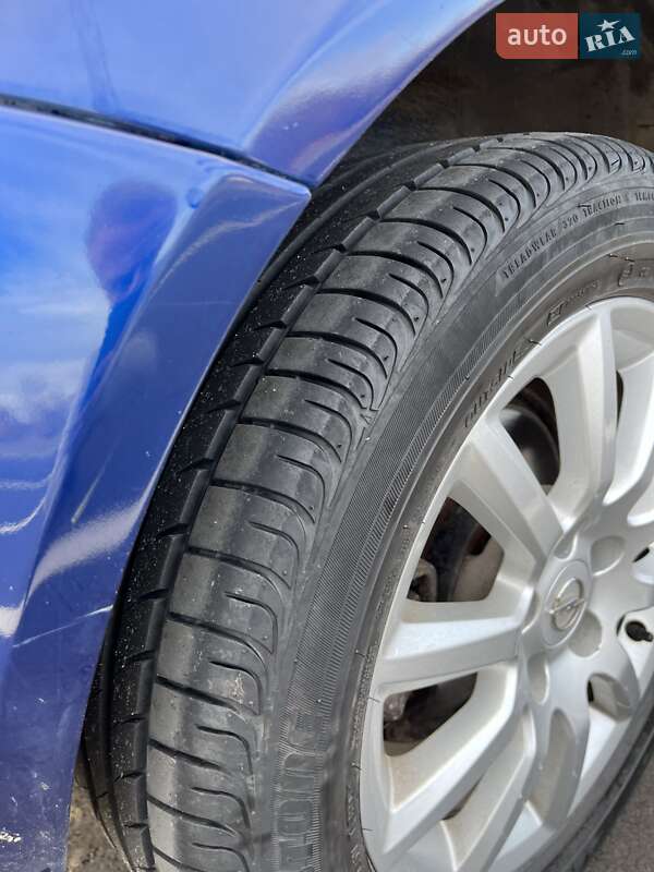 Универсал Opel Astra 2004 в Виннице