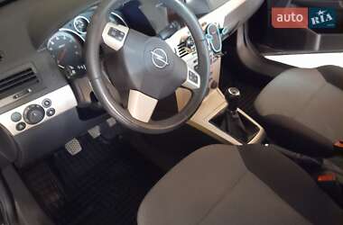 Универсал Opel Astra 2008 в 