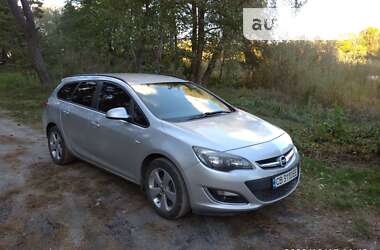 Универсал Opel Astra 2013 в Прилуках