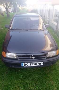 Хэтчбек Opel Astra 1992 в Львове