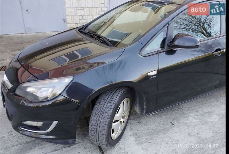 Opel Astra 2013