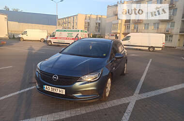 Универсал Opel Astra 2017 в Ужгороде