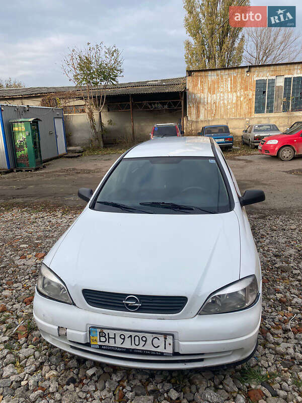 Универсал Opel Astra 2003 в Одессе