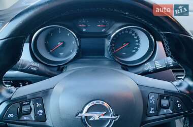 Универсал Opel Astra 2016 в 
