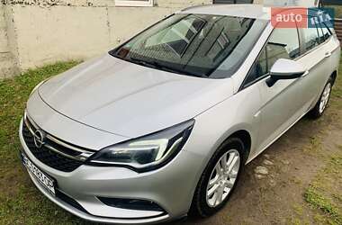 Универсал Opel Astra 2016 в 