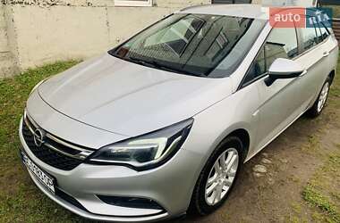 Универсал Opel Astra 2016 в Лопатине