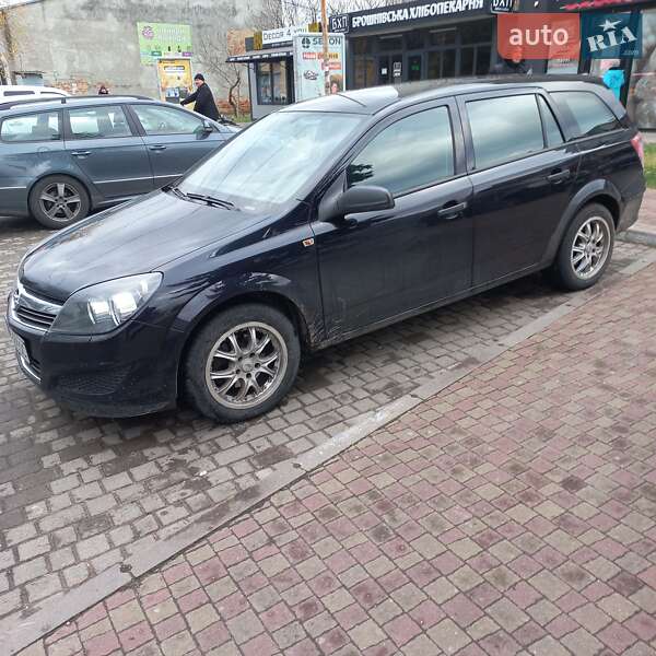 Универсал Opel Astra 2009 в Стрые