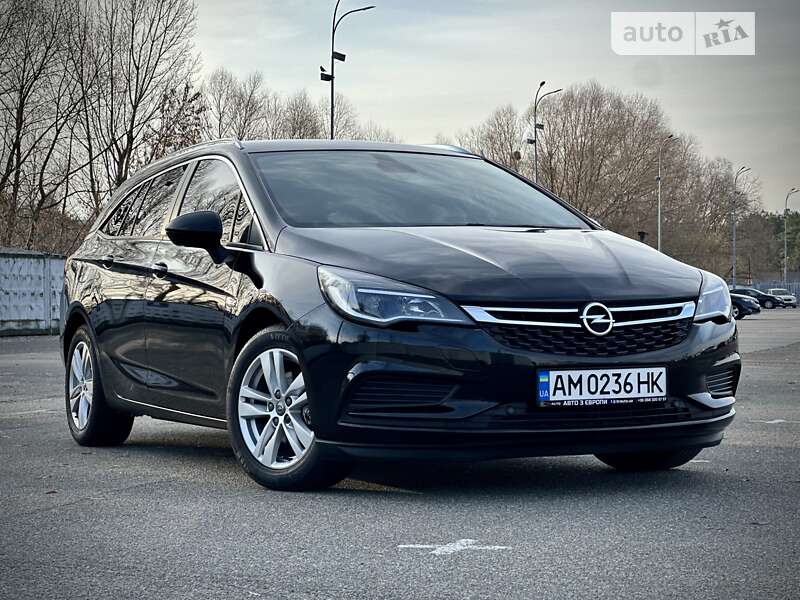 Универсал Opel Astra 2018 в Киеве