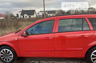 Универсал Opel Astra 2006 в Овруче