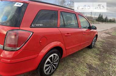 Универсал Opel Astra 2006 в Овруче