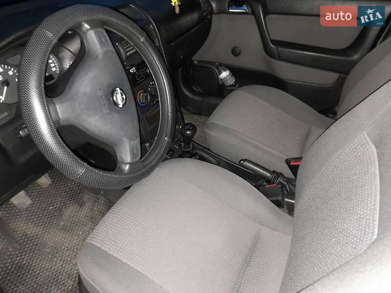 Седан Opel Astra 2006 в Житомире