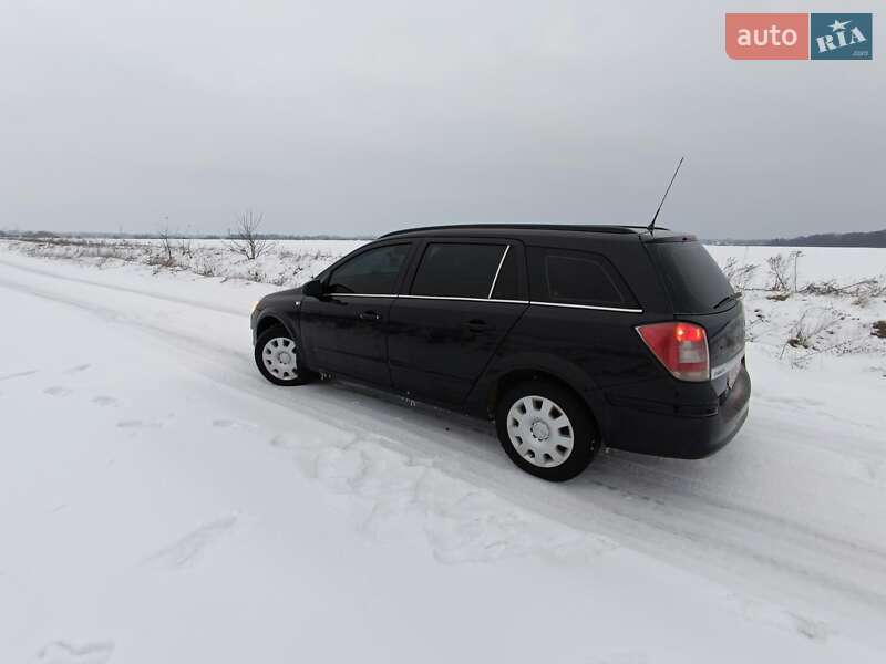 Универсал Opel Astra 2007 в Звягеле