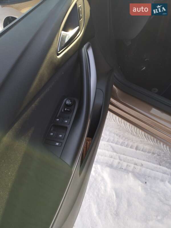 Универсал Opel Astra 2016 в Талалаевке