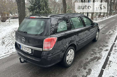 Универсал Opel Astra 2005 в Киеве