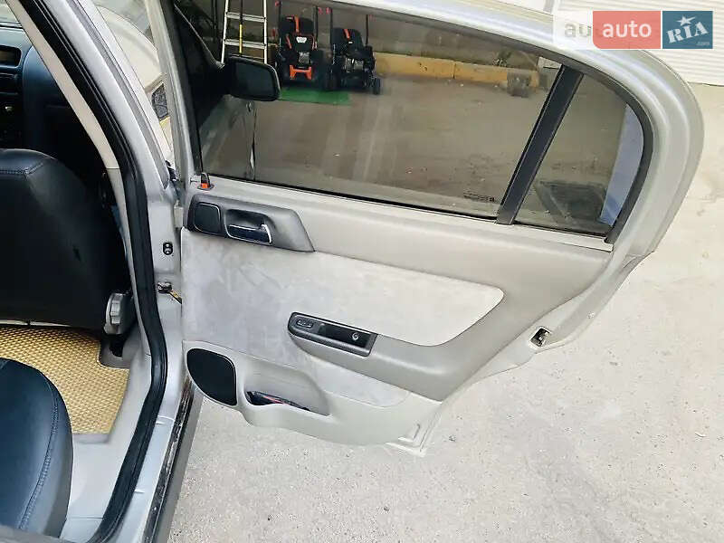 Хетчбек Opel Astra 2000 в Лубнах