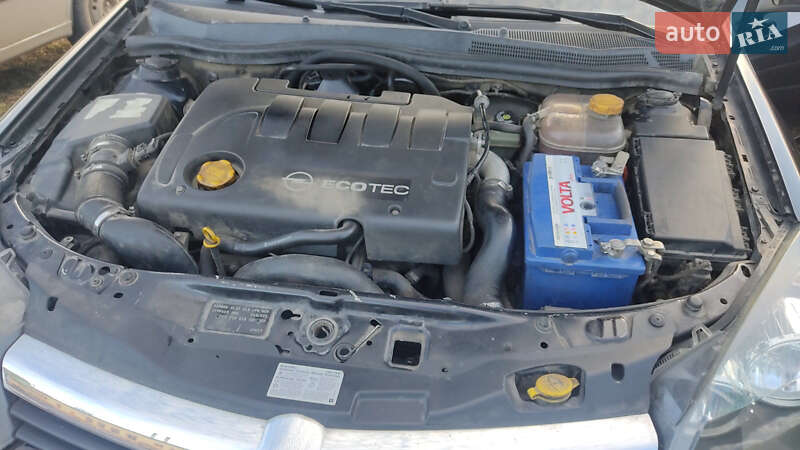 Универсал Opel Astra 2006 в Рогатине