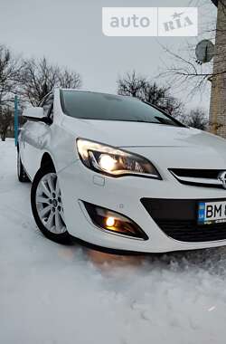 Універсал Opel Astra 2014 в Краснопіллі