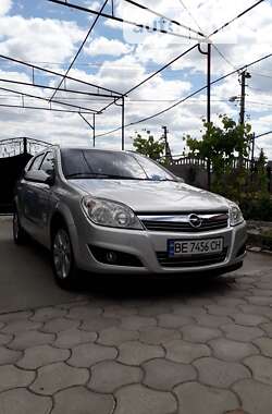 Универсал Opel Astra 2009 в Николаеве