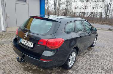 Универсал Opel Astra 2012 в Гайсине