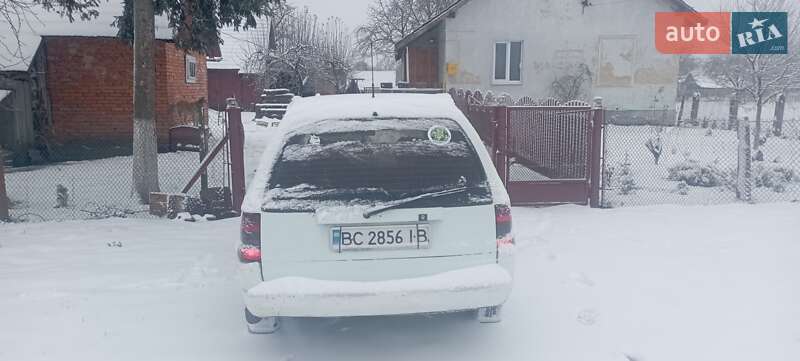 Универсал Opel Astra 1995 в Дрогобыче