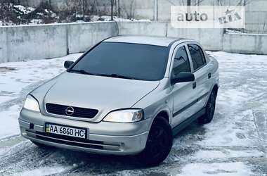 Седан Opel Astra 2008 в 