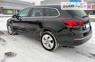 Універсал Opel Astra 2013 в Полтаві