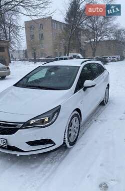 Универсал Opel Astra 2016 в Звенигородке