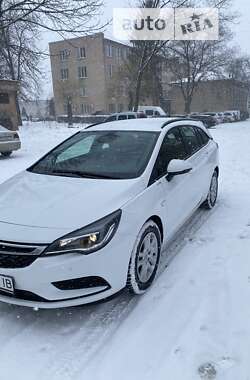 Универсал Opel Astra 2016 в Звенигородке