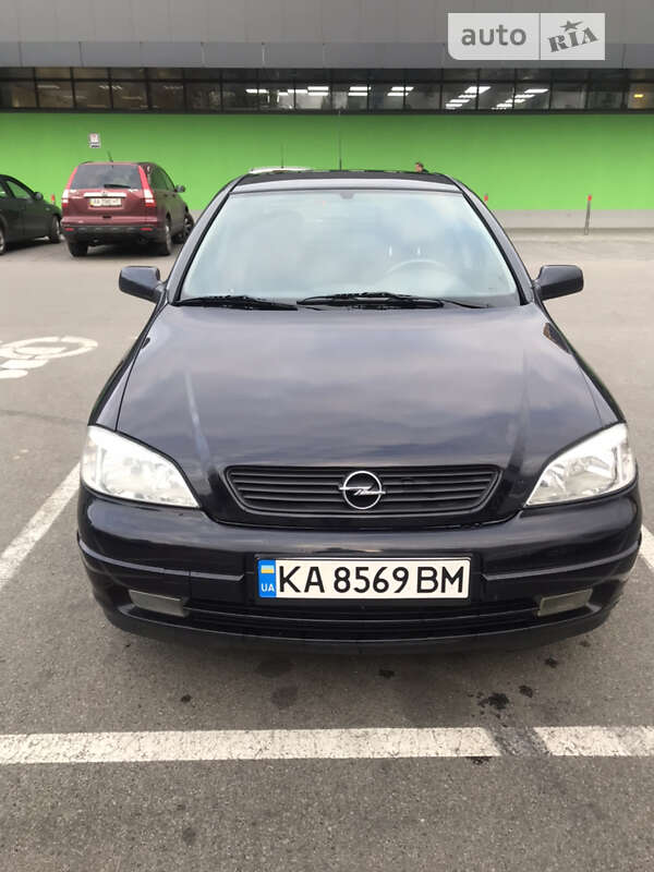 Седан Opel Astra 2003 в Києві