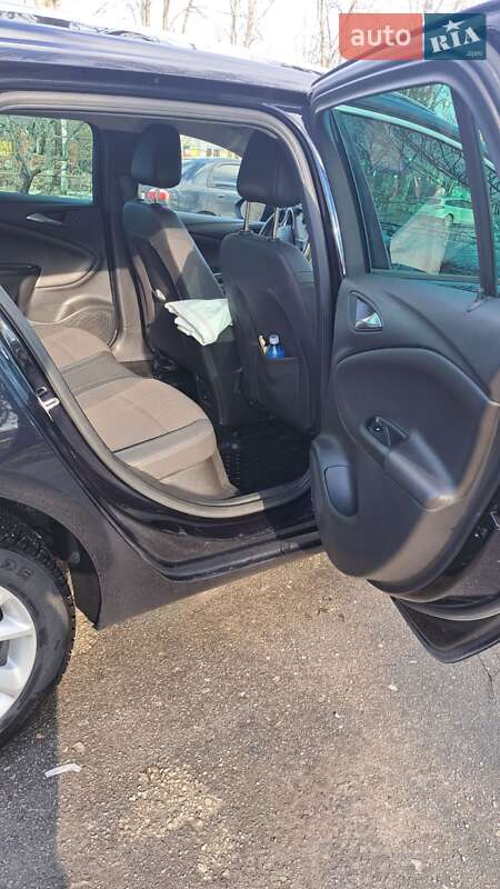 Универсал Opel Astra 2018 в Звягеле