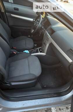 Универсал Opel Astra 2007 в 