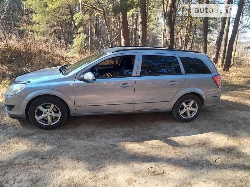 Универсал Opel Astra 2007 в 