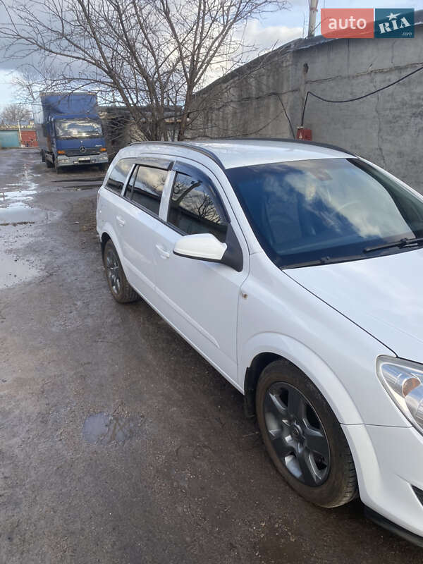 Універсал Opel Astra 2007 в Білій Церкві