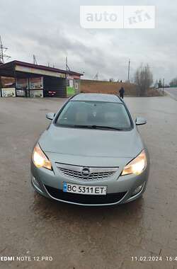 Универсал Opel Astra 2011 в Турке