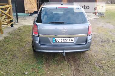 Універсал Opel Astra 2006 в Турці