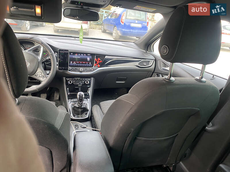 Универсал Opel Astra 2017 в Изяславе