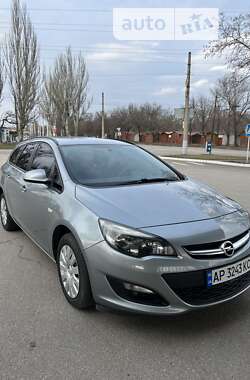 Универсал Opel Astra 2015 в Запорожье