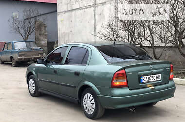 Седан Opel Astra 2000 в Николаеве