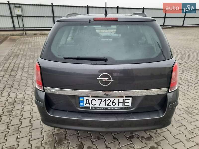 Универсал Opel Astra 2008 в Луцке