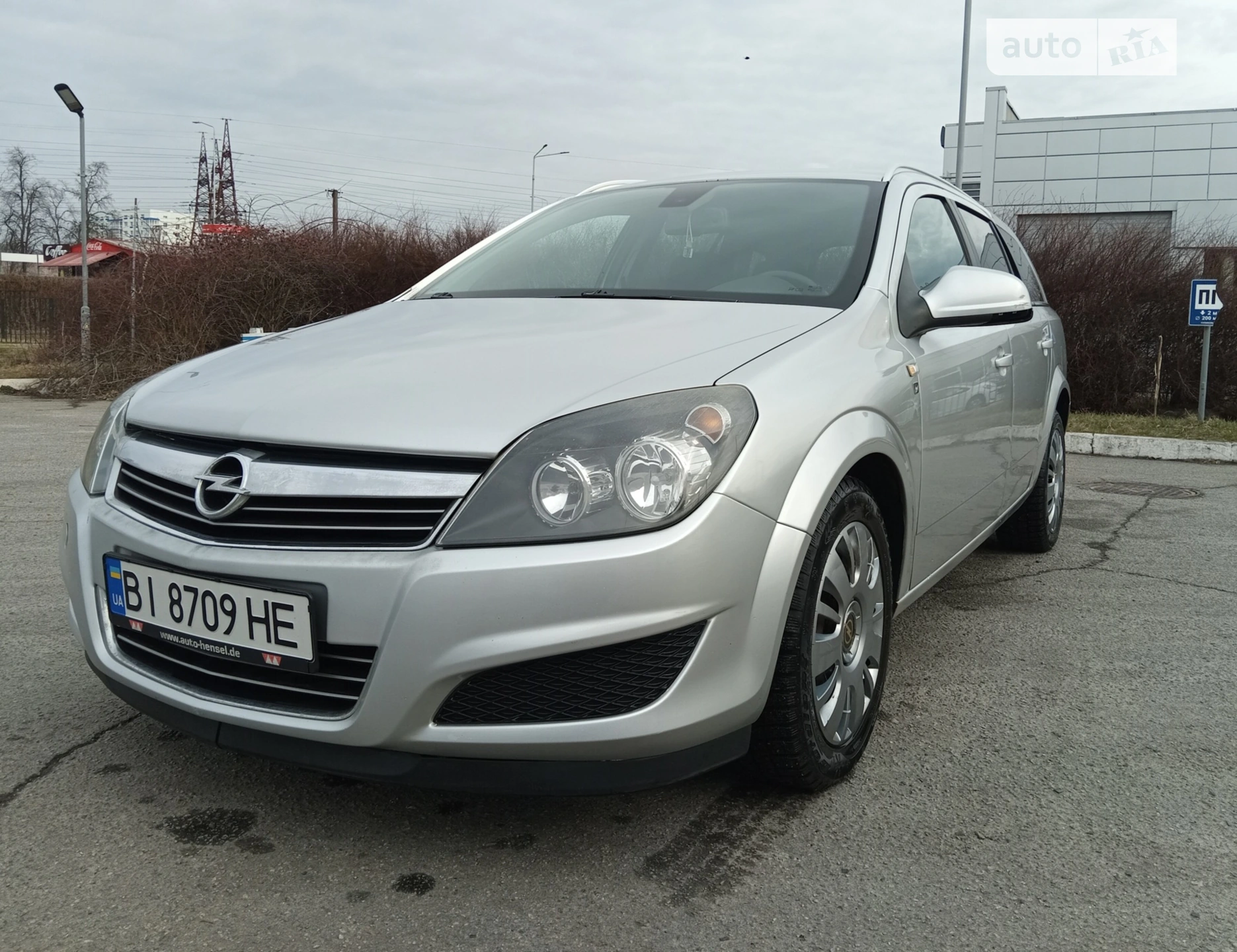 2010 Opel Astra - фото 1