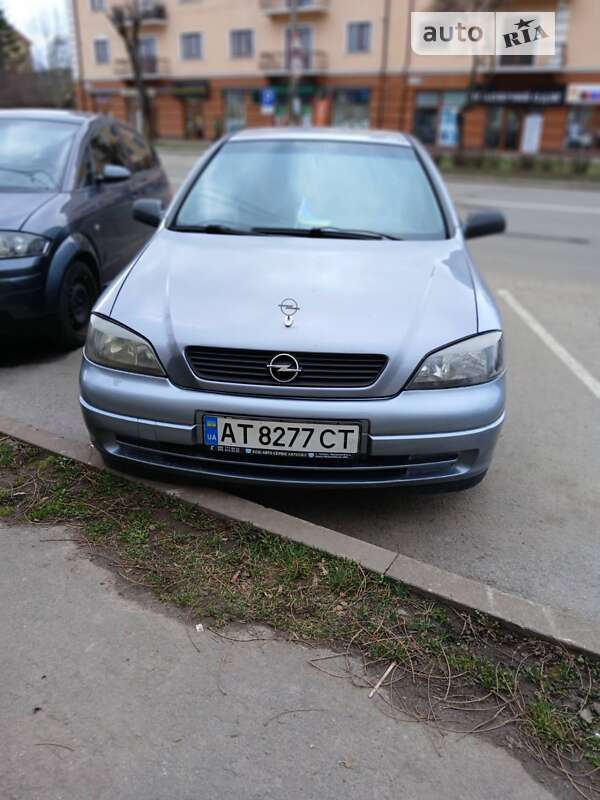 Opel Astra 2007