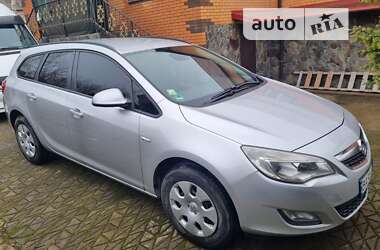 Универсал Opel Astra 2011 в Кривом Роге