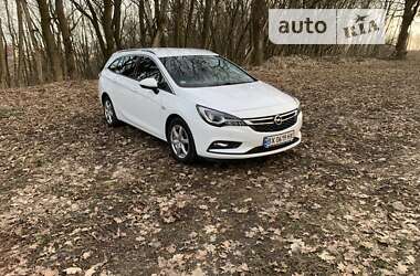 Универсал Opel Astra 2016 в Хмельницком