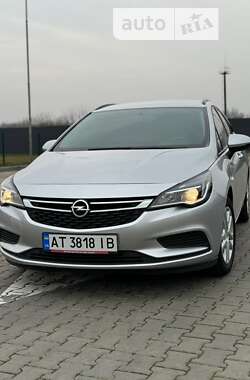 Универсал Opel Astra 2018 в 